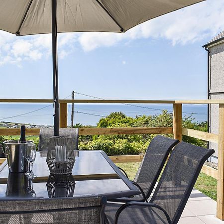 Bryn Derwen Villa Llanfair Ngoại thất bức ảnh